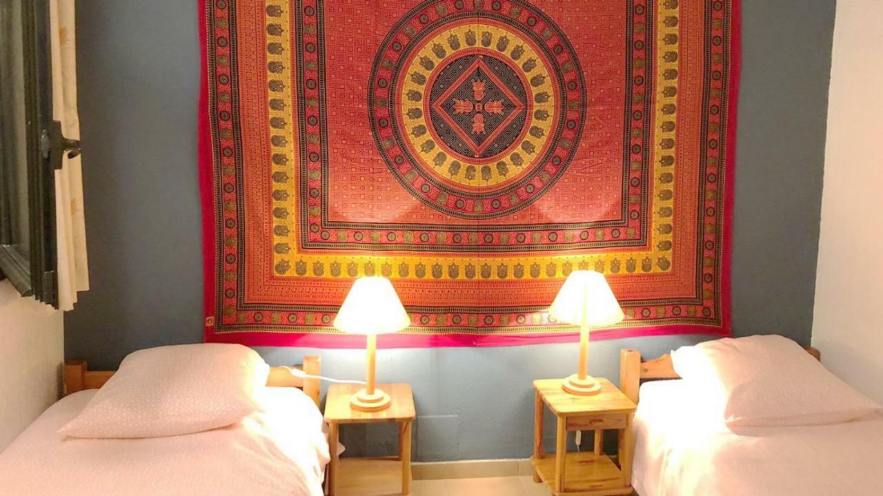 Happy Trimurti Hotel Коголен Екстериор снимка